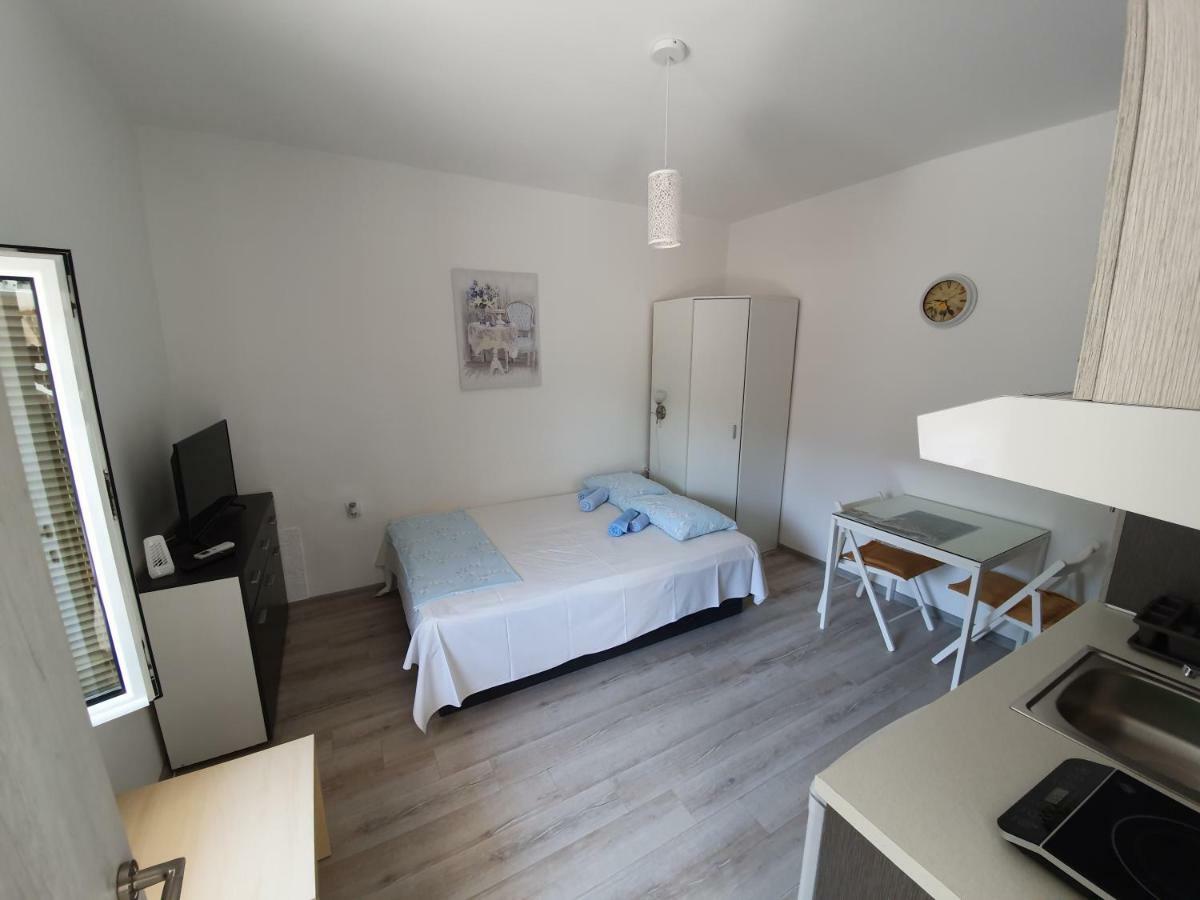 Studio Apartments Ilija Kotor Exterior photo